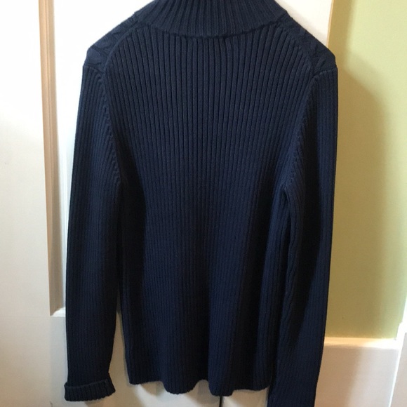 zip up sweater - Picture 2 of 4
